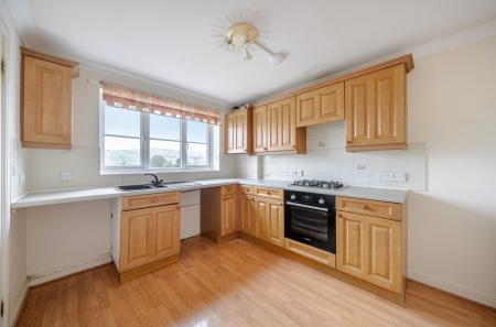 1368813-7-68ef6af...