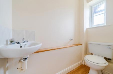 1368813-1-68ef6a5...