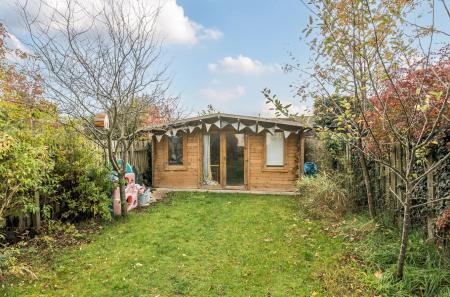 1370330-6-68f77d3...