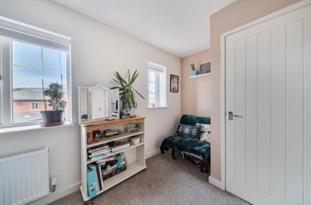 1371216-2-68ff983...