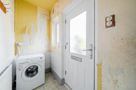 1371349-2-68ff8b4...