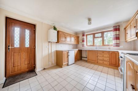 1375854-12-690de9...