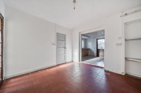 1383724-4-692095e...