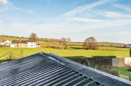 1383724-16-692096...