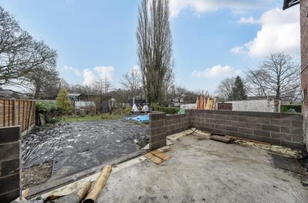 1396690-1-695fd8c...