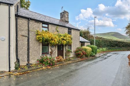 1370630-6-68fa4a3...