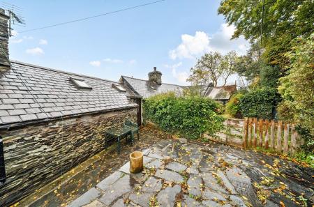 1370630-3-68fa4a3...