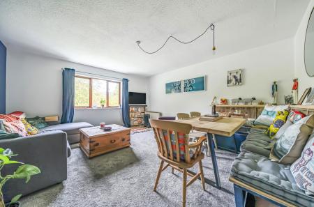 1362402-3-68e67df...