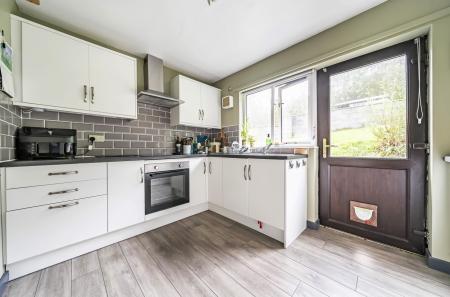 1362402-5-68e67df...