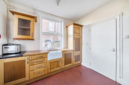 1372821-15-690234...