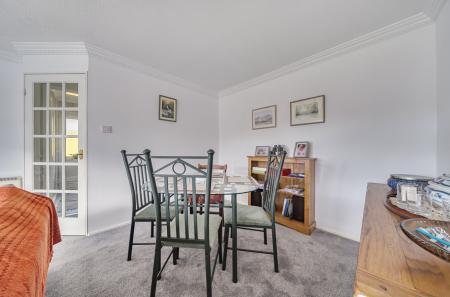 1383239-7-6924582...