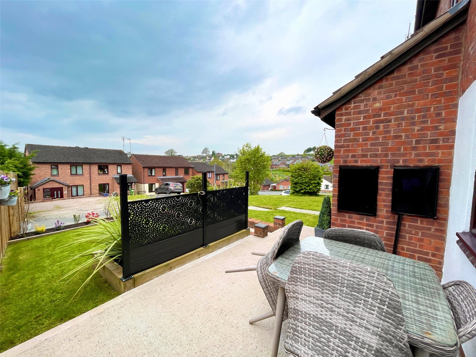 2 bedroom SemiDetached House for sale in Powys