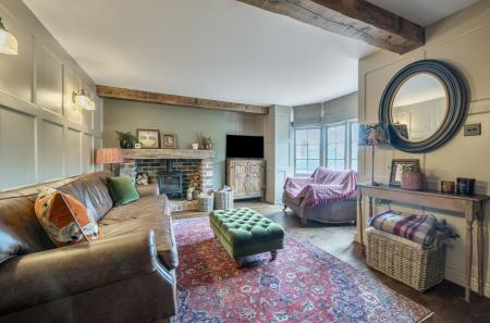 1348982-1-68cd7c2...