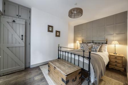 1348982-9-68cd82e...