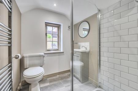 1348982-11-68cd83...