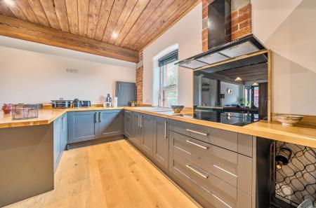 1360696-14-68dd29...