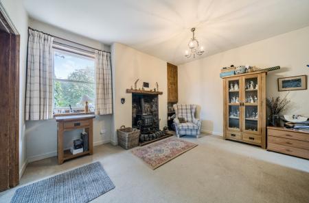 1361446-5-68dd66b...