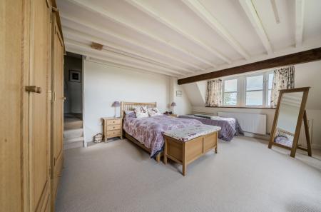 1361446-12-68dd67...