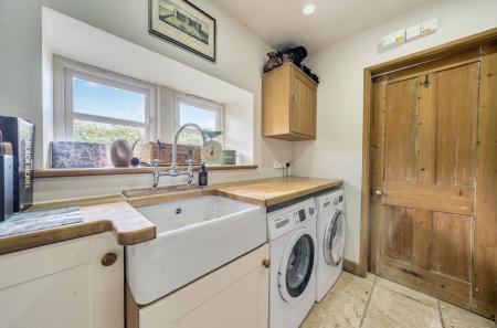 1361446-4-68dd669...