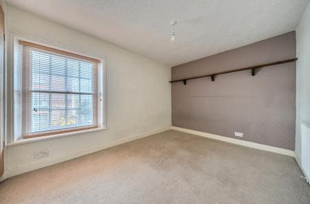 1376430-1-690b6a4...