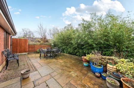 1386524-3-6931a51...