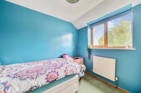 1348776-17-68b9d2...