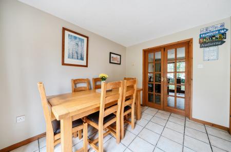 1348776-7-68b9d1b...