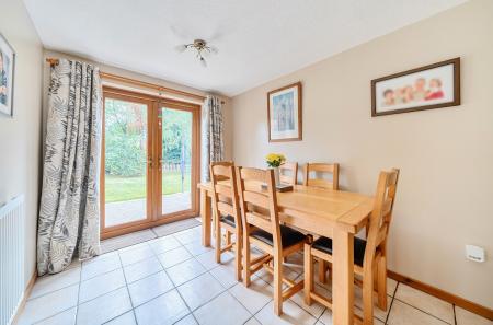 1348776-6-68b9d19...