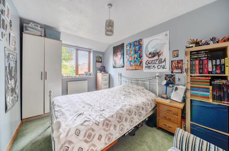 1348776-18-68b9d2...