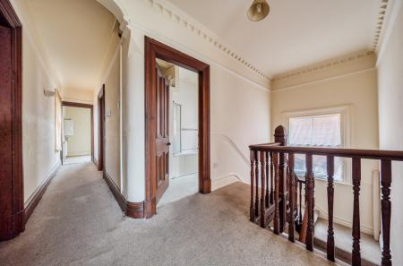 1366063-20-68efcb...