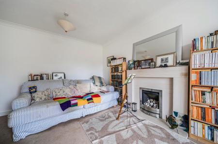 1380159-17-691387...