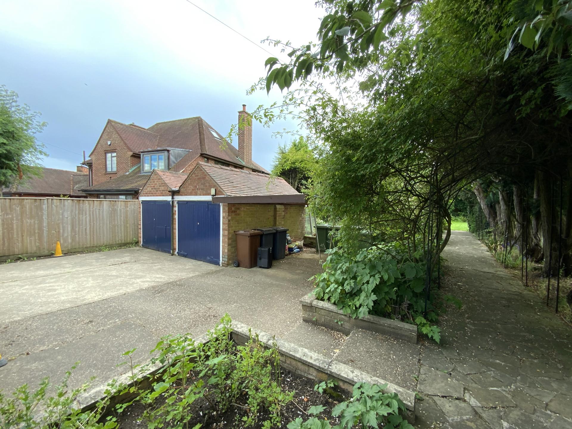 5 bedroom Detached House for sale in Lincoln