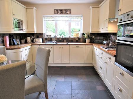 Fitted Dining Kitchen