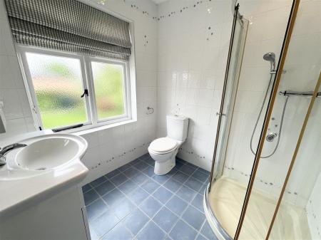 En Suite Shower Room