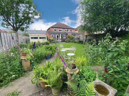 Rear Elevation & Garden