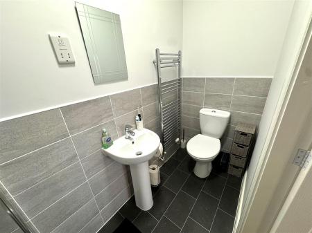 En suite bathroom