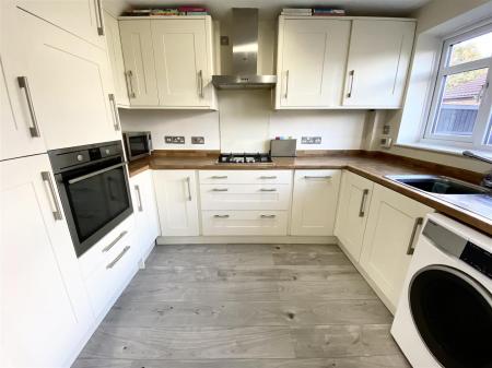 Fitted Kitchen