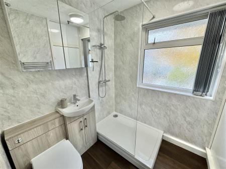 Family Shower room