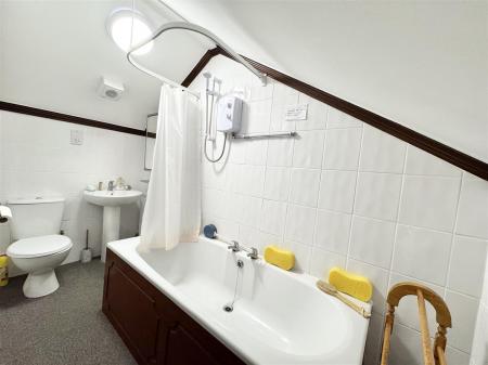 Main Bathroom