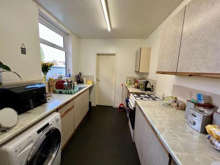 Flat 1