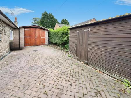 Driveway & Garage