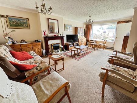 Living & Dining Room