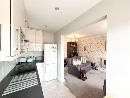 Kitchen/Living Area