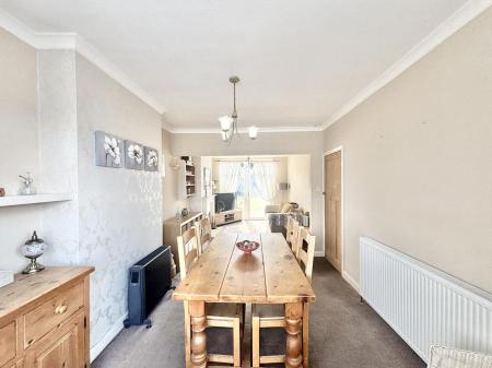 Living/Dining Room