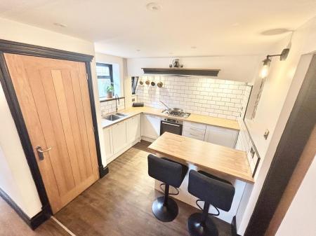 Kitchen/Dining