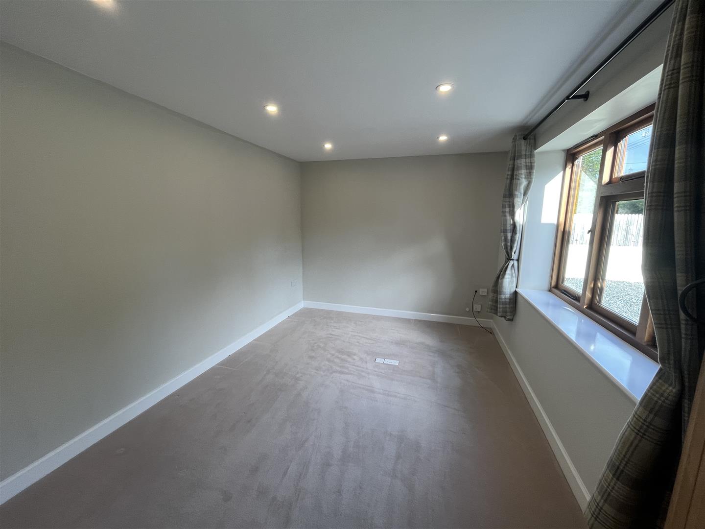 4 bedroom Detached House for rent in Southam