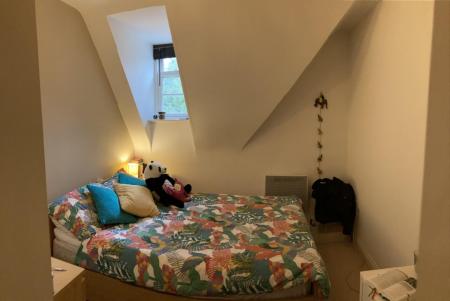 second bedroom.jpg