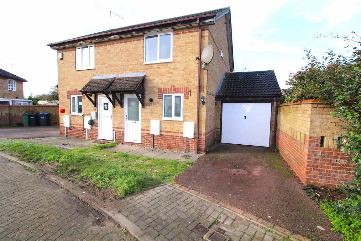 2 bedroom SemiDetached House for rent in Rugby