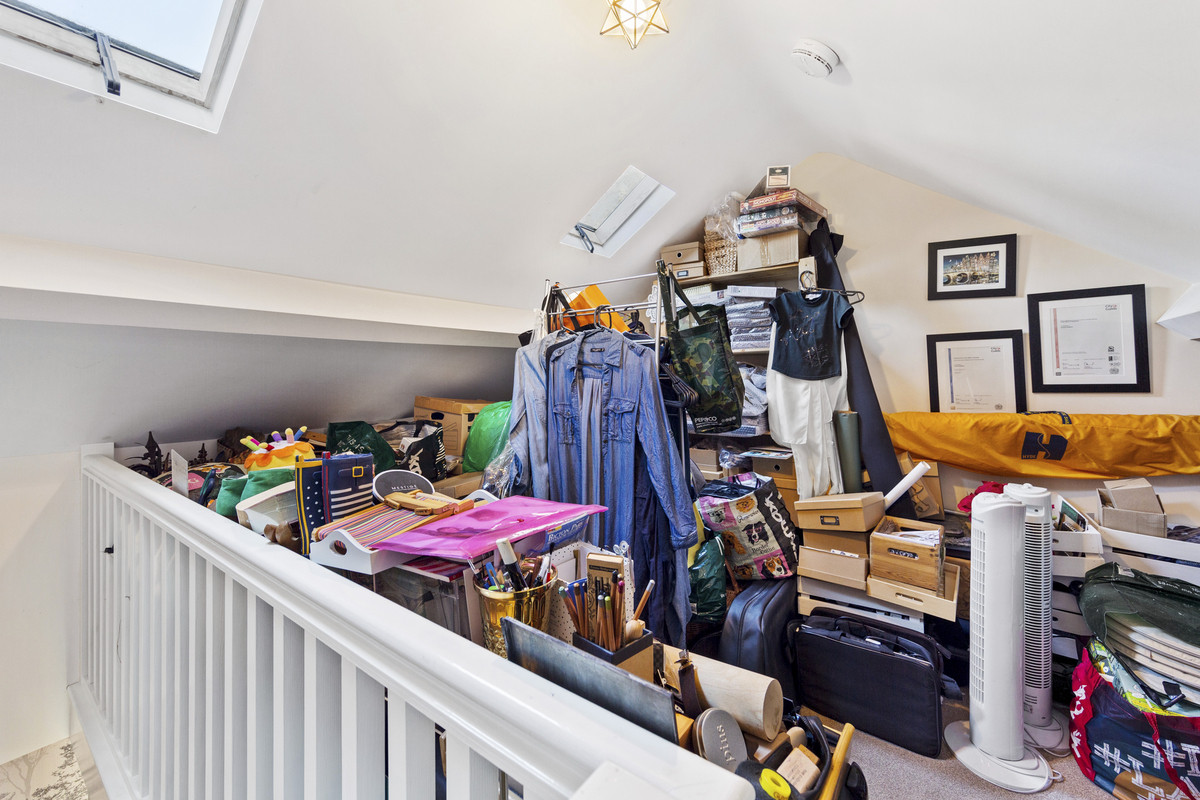 3 bedroom Cottage for sale in Burton Latimer