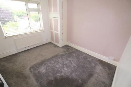 Bedroom 2.JPG